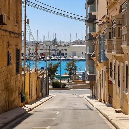 Apartman Authentic In Sliema, Steps From The Sea