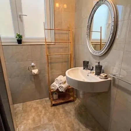 Apartman Authentic In Sliema, Steps From The Sea Sliema